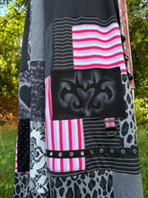 Load image into Gallery viewer, Bubblegum gothic princess - XS-2XL multisize pants