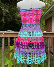 Load image into Gallery viewer, Large Alette Effect hybrid dress
