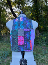 Load image into Gallery viewer, Xlarge Fae vest *reversible
