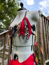 Load image into Gallery viewer, A cup • bat wing top
