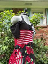 Load image into Gallery viewer, Large sexiispider dress
