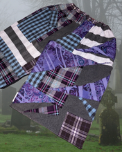 Load image into Gallery viewer, S-XL spiderweb shorts
