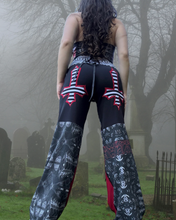 Load image into Gallery viewer, Large Worship me pants

