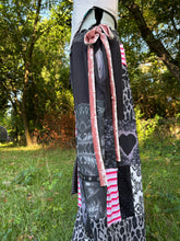 Load image into Gallery viewer, Bubblegum gothic princess - XS-2XL multisize pants
