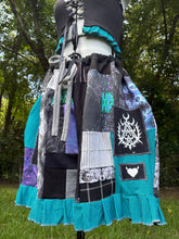 Load image into Gallery viewer, XS-2XL adjustable waist bloomer shorts
