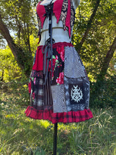 Load image into Gallery viewer, XS-2XL shorts ~ adjustable waistband
