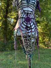 Load image into Gallery viewer, Small-large spiderweb dress
