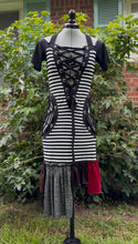 Load image into Gallery viewer, Medium sexiispider dress
