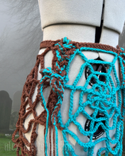 Load image into Gallery viewer, M-L spiderella skirt
