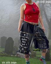 Load image into Gallery viewer, Small-XL capris
