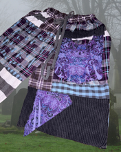 Load image into Gallery viewer, S-XL spiderweb shorts
