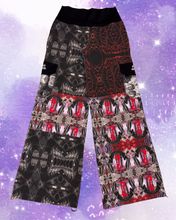 Load image into Gallery viewer, Large wide leg cargos

