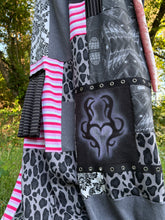 Load image into Gallery viewer, Bubblegum gothic princess - XS-2XL multisize pants
