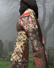 Load image into Gallery viewer, Medium cargo pants
