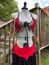 Load image into Gallery viewer, A cup • bat wing top
