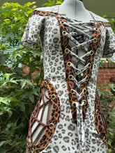 Load image into Gallery viewer, Small sexiispider dress
