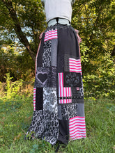 Load image into Gallery viewer, Bubblegum gothic princess - XS-2XL multisize pants
