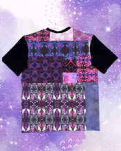 Load image into Gallery viewer, Medium unisex t
