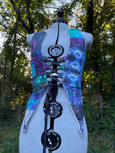 Load image into Gallery viewer, Large Fae vest *reversible
